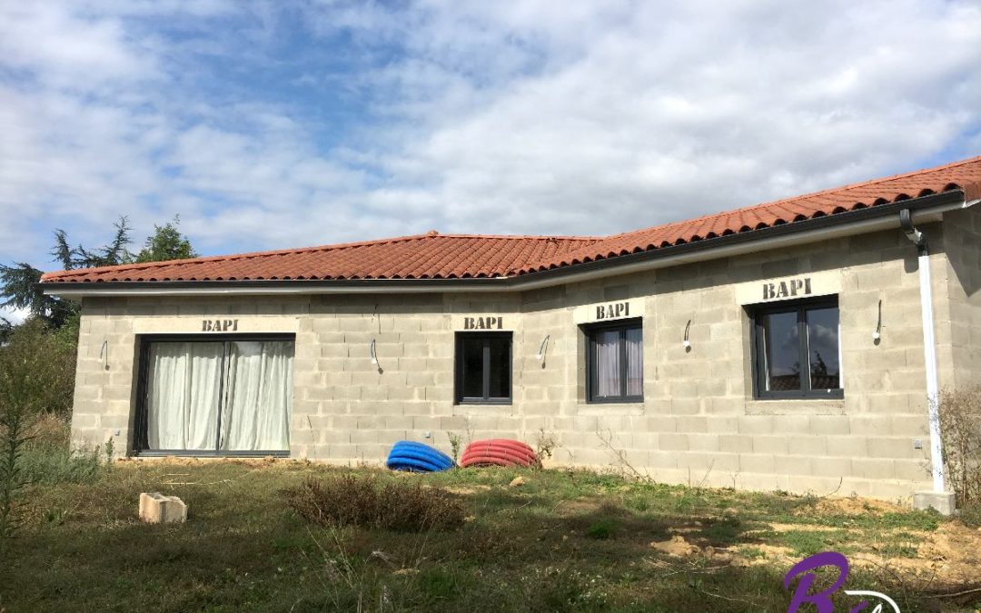 Maison individuelle, Terrassement, Mur de clôture, Chemin d’accès