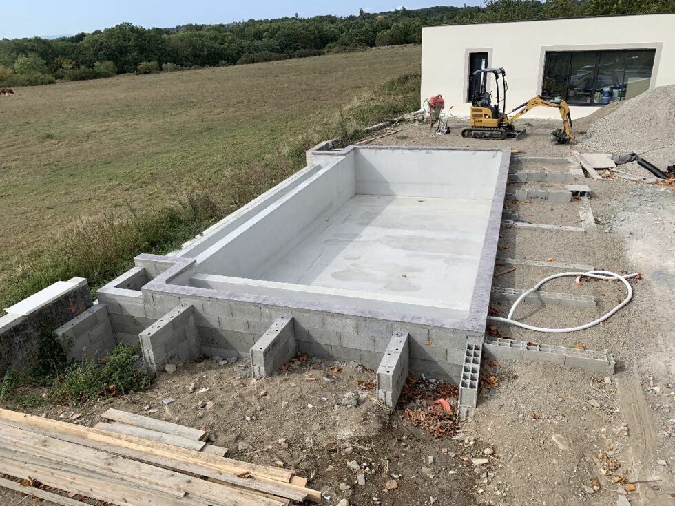 construction d'une piscine a débordement Dardilly