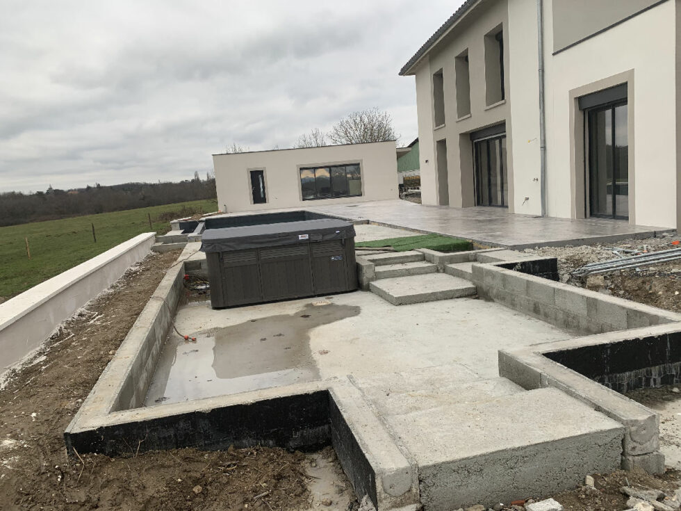 Espace spa en cours de construction à Dardilly