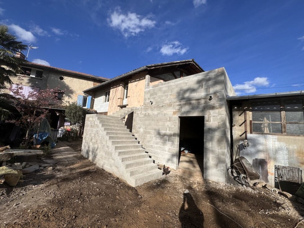 vue ensemble escalier et extension