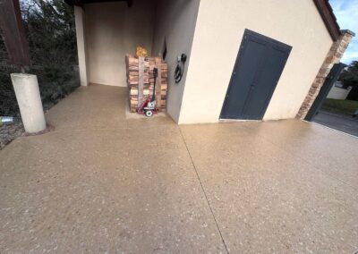terrasse en béton bouchardé
